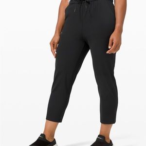 Lululemon Keep Moving High Rise Crop 23”